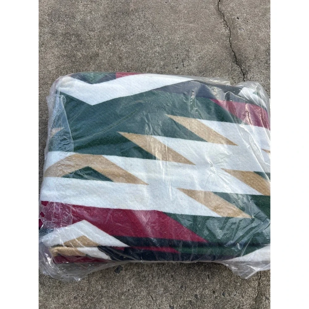 Cozy Warm Blanket 72x90 Multicolor Geometric Southwestern Full Twin Bedding NEW